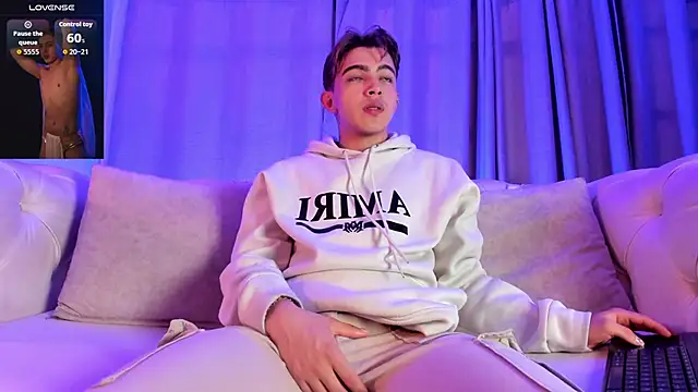 Lian Miller1  online show from 12-15-25, 12:33