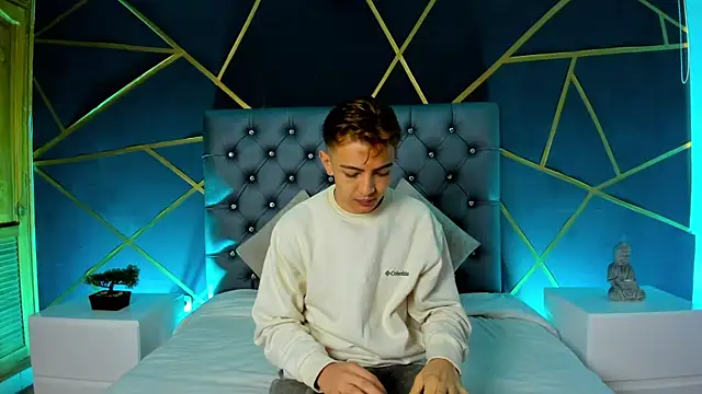 Lian Miller1  online show from 10-11-25, 12:06