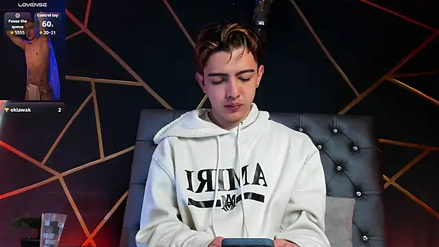 Lian Miller1  online show from 12-01-25, 12:28