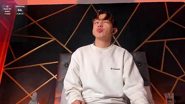 Lian Miller1  online show from 02-25-26, 12:27