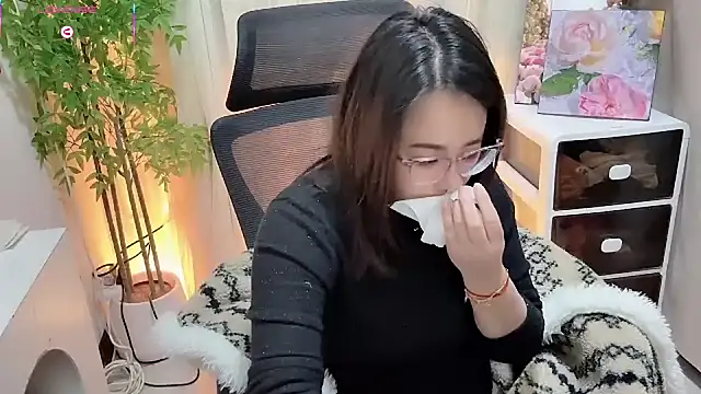 Snapshot of NEWONETO chatting on 02-20-26, 02:41 NEWONETO online show from 02-20-26, 02:41