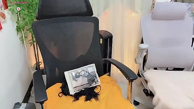 NEWONETO online show from 03-28-26, 03:13