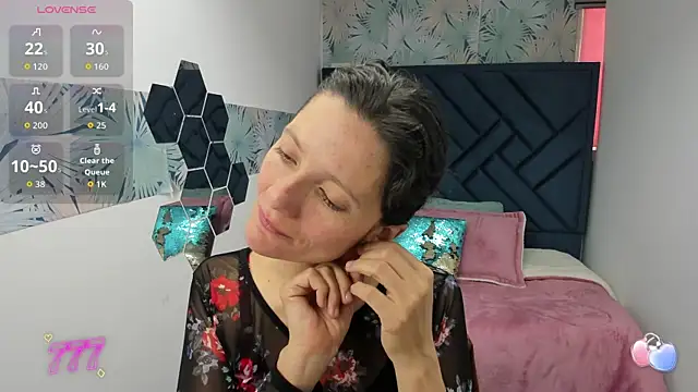 Valery More   online show from 03-26-26, 01:09