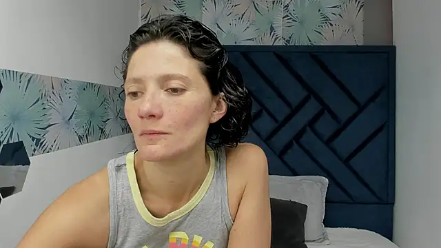 Valery More   online show from 11-12-25, 12:20