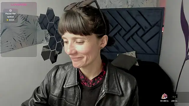 Valery More   online show from 01-08-26, 02:12