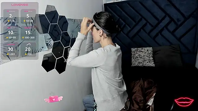 Valery More   online show from 01-09-26, 12:34