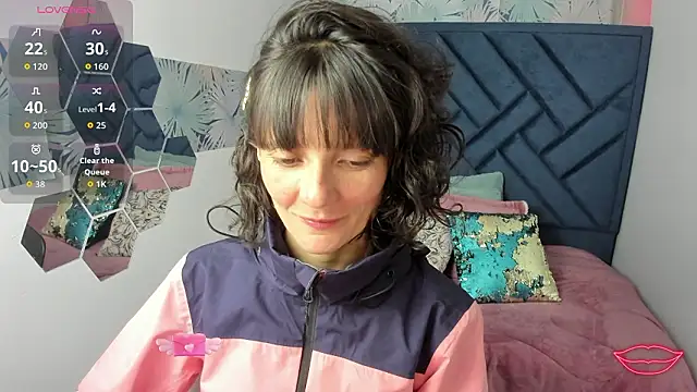 Valery More   online show from 02-19-26, 01:19