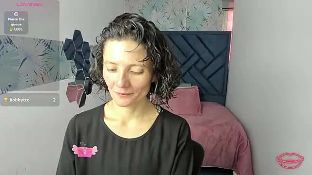 Valery More   online show from 02-27-26, 01:11