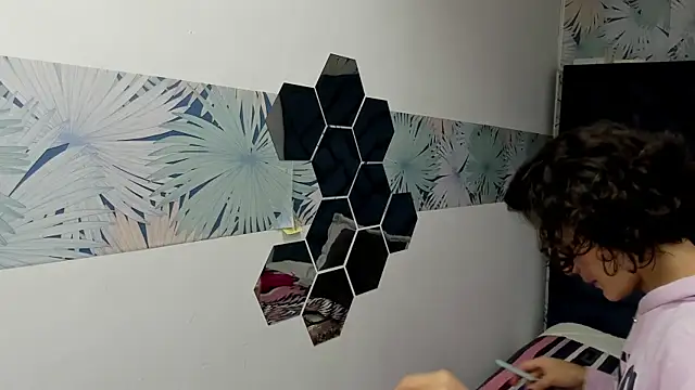 Valery More   online show from 11-08-25, 12:09