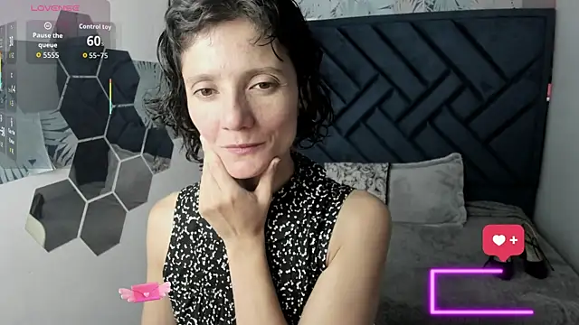 Valery More   online show from 12-22-25, 11:54