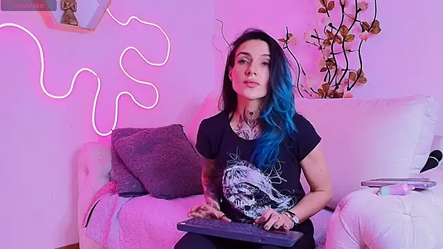 leblanc eva online show from 10-07-25, 05:03