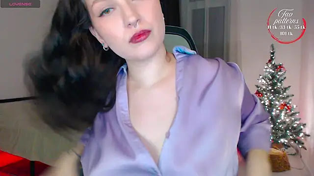 Lessie  online show from 12-16-25, 07:29