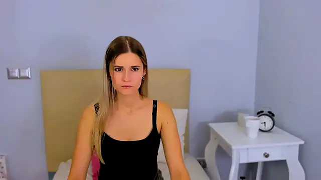 CatrinAmore online show from 11-08-25, 07:23