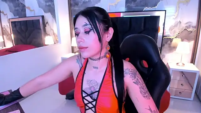 SusanVilla online show from 06-11-26, 08:28