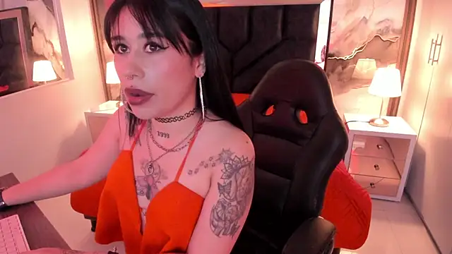 SusanVilla online show from 01-12-26, 06:26