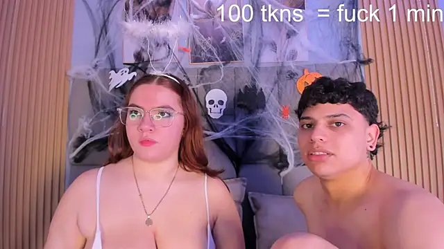 Kandyfrees  online show from 10-26-25, 01:11