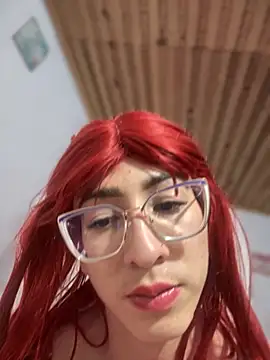 NICOLLE  12 online show from 10-18-25, 07:38