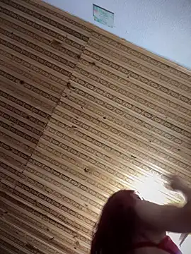 NICOLLE  12 online show from 10-12-25, 05:31