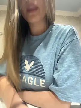 Miia Millerr online show from 11-29-25, 04:56