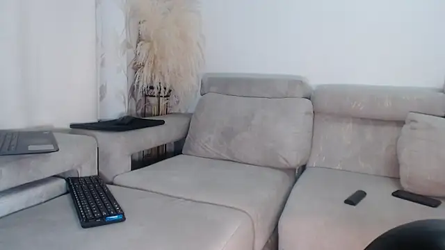 Adrew fox online show from 09-29-25, 12:06