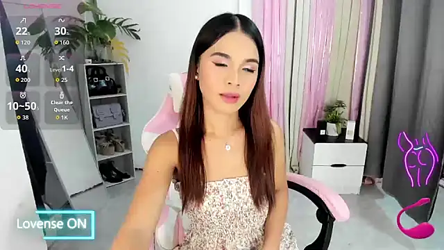 jeanalove online show from 04-17-26, 01:03