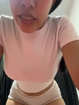 Amelia Rivas online show from 04-08-26, 02:24