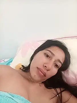 Amelia Rivas online show from 10-11-25, 03:35