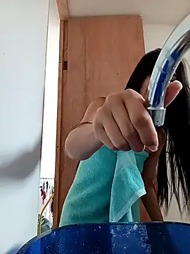 Amelia Rivas online show from 10-14-25, 01:12