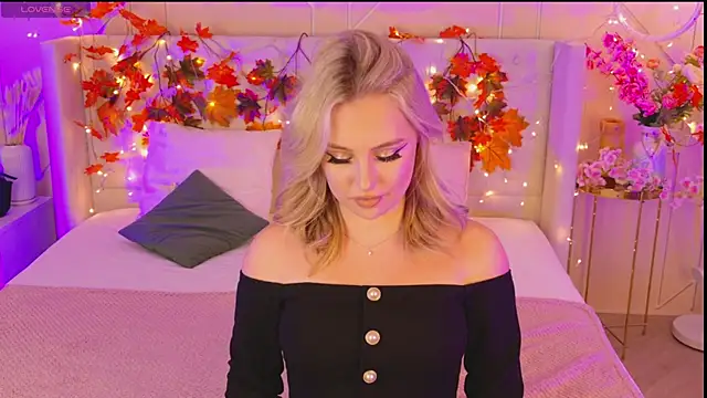 EllyLinn online show from 12-01-25, 04:41