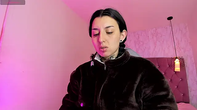 Iris  77 online show from 01-10-26, 12:11