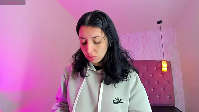 Iris  77 online show from 11-23-25, 12:04