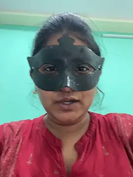 Snapshot of TeluguIshu_teen20 chatting on 04-23-26, 12:00 TeluguIshu teen20 online show from 04-23-26, 12:00