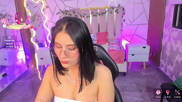 Snapshot of casse_tay chatting on 07-24-26, 04:08 casse tay online show from 07-24-26, 04:08