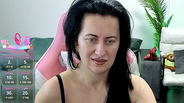 Snapshot of monnica_vibe_ chatting on 09-29-25, 09:53 monnica vibe  online show from 09-29-25, 09:53
