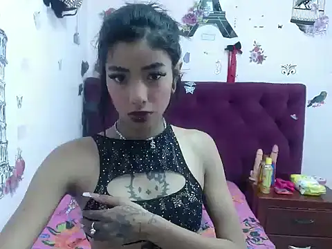 Snapshot of Cherrythx chatting on 10-03-25, 01:34 Cherrythx online show from 10-03-25, 01:34