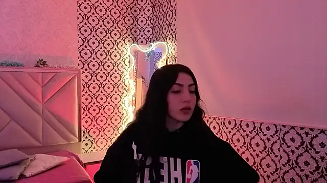 Ixchel tay online show from 02-07-26, 03:03