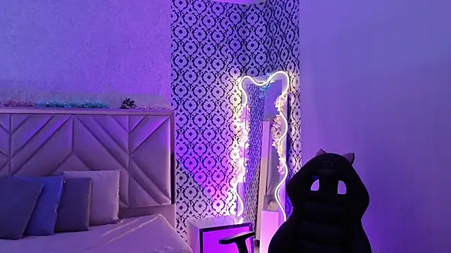 Ixchel tay online show from 02-17-26, 03:26