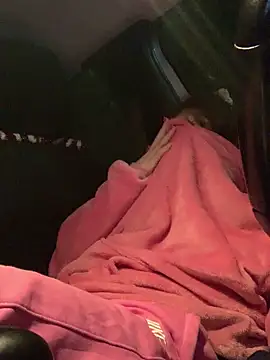 Snapshot of GoldenPussy1329 chatting on 11-15-25, 09:19 GoldenPussy1329 online show from 11-15-25, 09:19