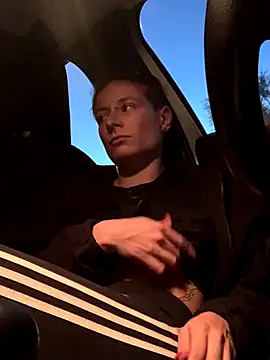 Snapshot of GoldenPussy1329 chatting on 11-10-25, 05:18 GoldenPussy1329 online show from 11-10-25, 05:18