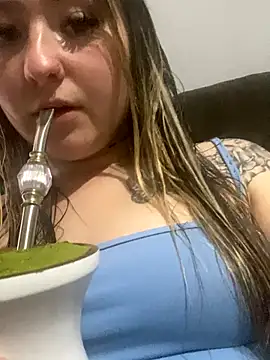 Snapshot of alegata27 chatting on 10-09-25, 06:08 alegata27 online show from 10-09-25, 06:08