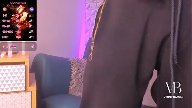 VynnyBlacke  online show from 11-15-25, 10:36