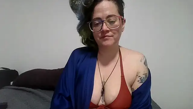 daniak90 online show from 10-23-25, 05:06