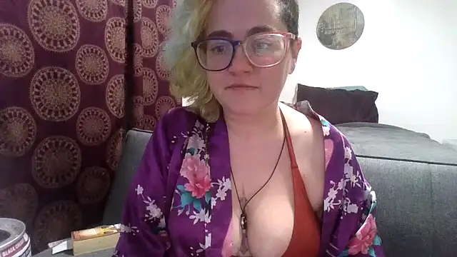 daniak90 online show from 10-27-25, 04:46