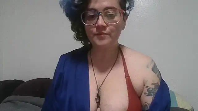 daniak90 online show from 10-21-25, 06:02