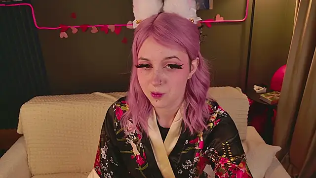 luna son online show from 02-18-26, 09:55