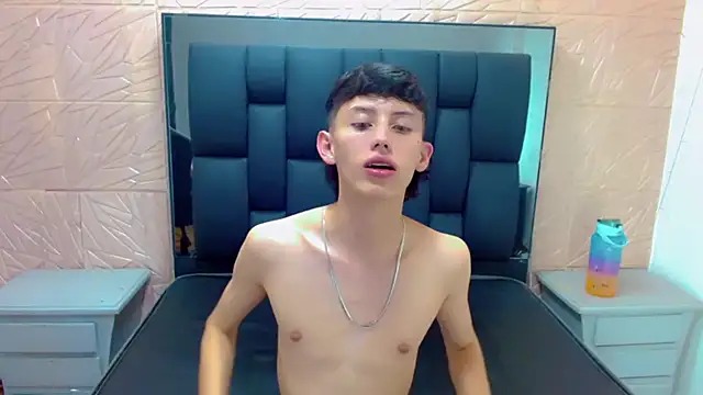 thaigo twink38 online show from 11-10-25, 04:39