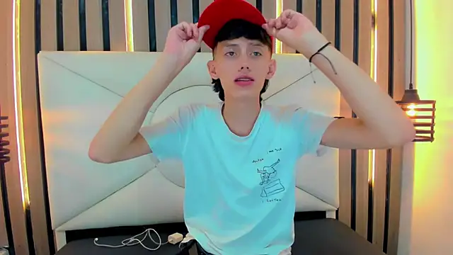 Snapshot of thaigo_twink38 chatting on 04-24-26, 08:05 thaigo twink38 online show from 04-24-26, 08:05