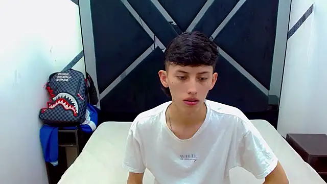 thaigo twink38 online show from 11-14-25, 06:22