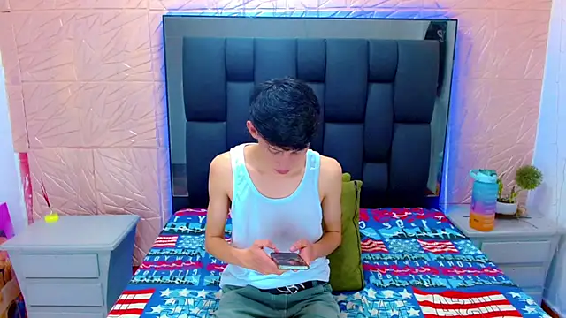 thaigo twink38 online show from 10-17-25, 03:32