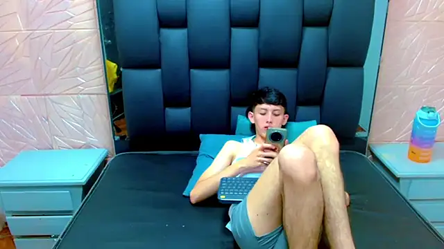 thaigo twink38 online show from 11-14-25, 05:44